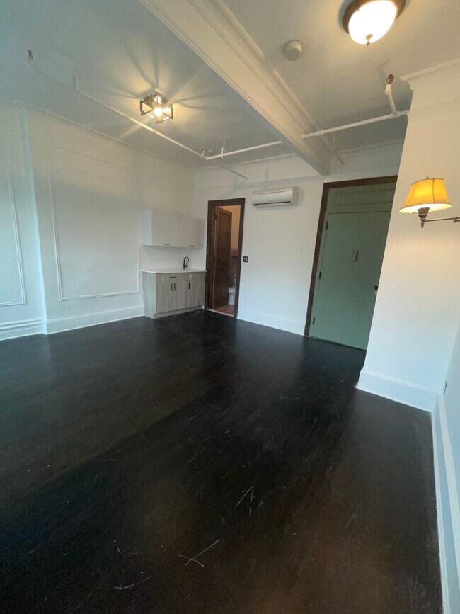 Foto del edificio - 2832 W 19th St