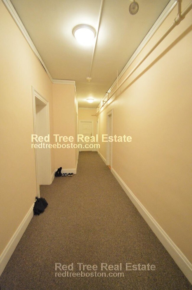 Foto del edificio - 1470 Beacon St