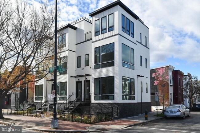 Foto del edificio - 808 13th St NE