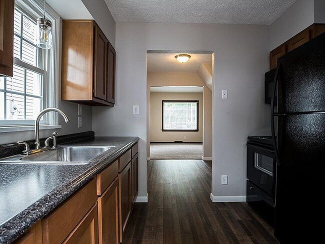 Building Photo - 2417 Triplett