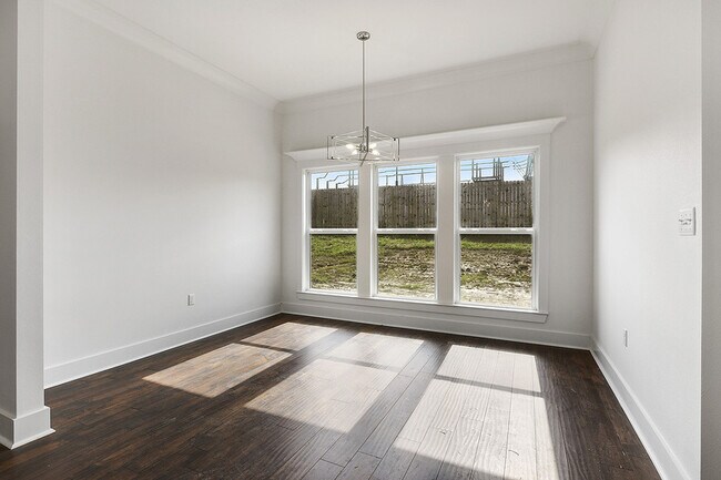 Foto del edificio - 6843 Kodiak Dr