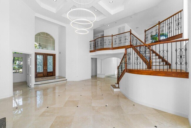 Building Photo - 9506 New Waterford Cove