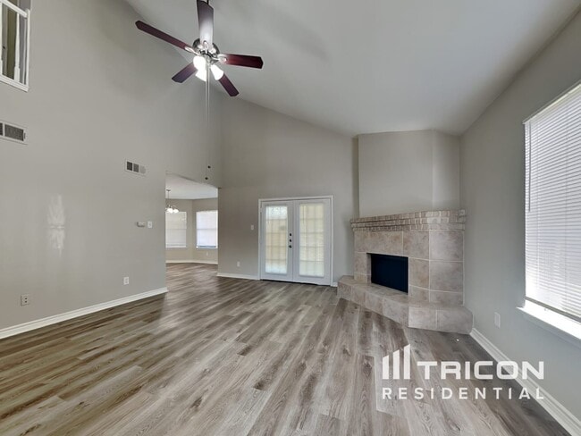 Building Photo - 13311 Danshire Dr
