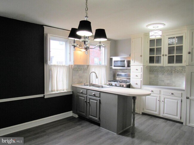 Foto del edificio - 4020 Vista St