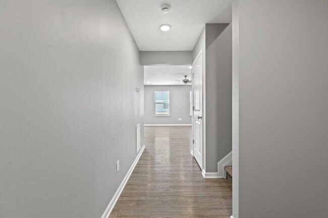 Foto del edificio - 8157 Driftwood Lp