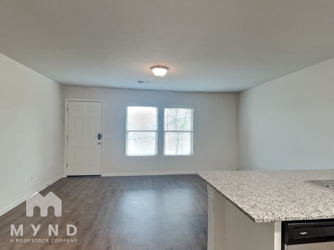 Building Photo - 254 S Picacho Heights Rd