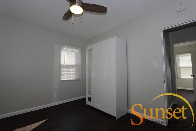 Foto del edificio - 4065-4069 Orange Ave
