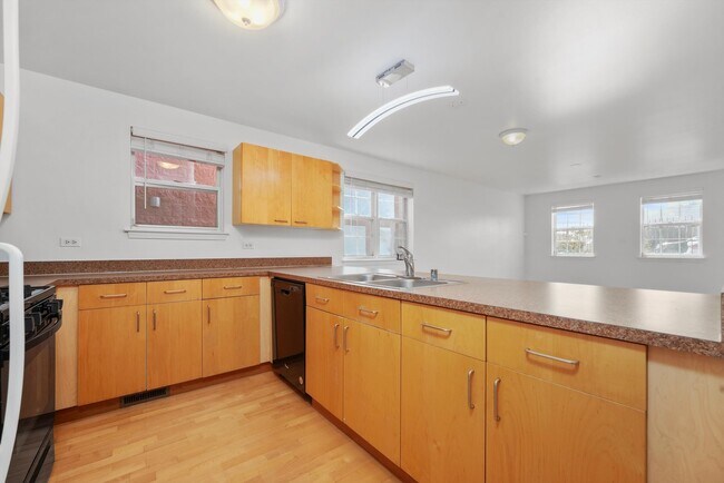 Foto del edificio - 1461 N Larrabee St