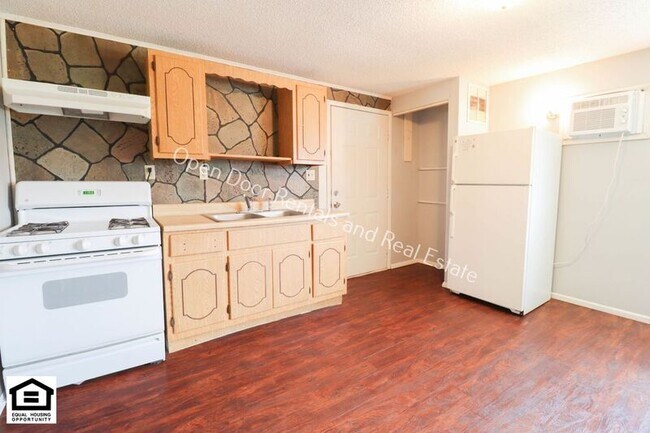 Foto del edificio - 501 N Broadway St