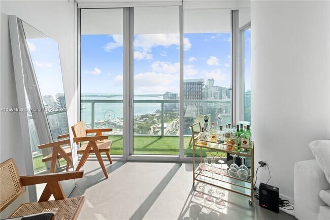 Building Photo - 888 Biscayne Blvd