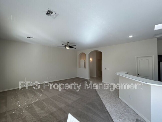 Building Photo - 328 S Rock Harbor Dr
