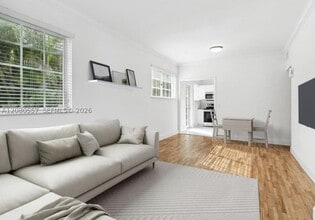 Building Photo - 3808 Ponce de Leon Blvd