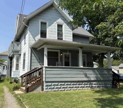 Building Photo - 1814 E Ganson St