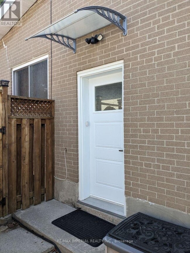 Photo du bâtiment - 65 Northey Dr