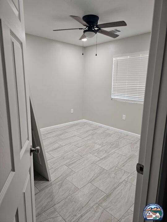 Foto del edificio - 172 W Alamo St