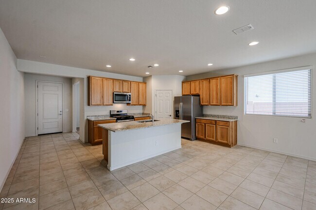 Foto del edificio - 25503 N 172nd Ln