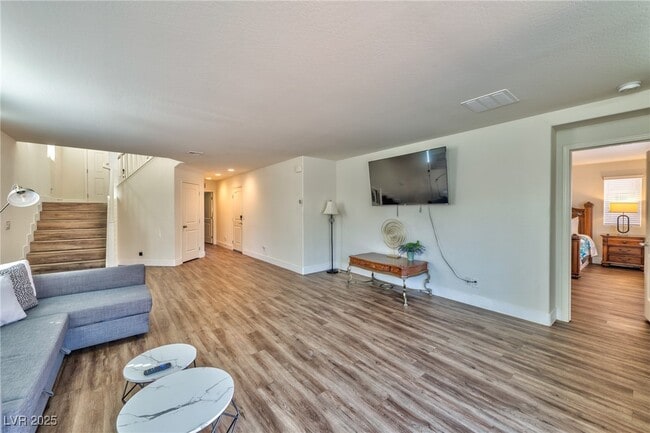 Building Photo - 5630 Aspen Heights Dr