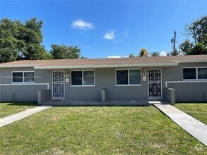 Building Photo - 1172 NW 100th Terrace