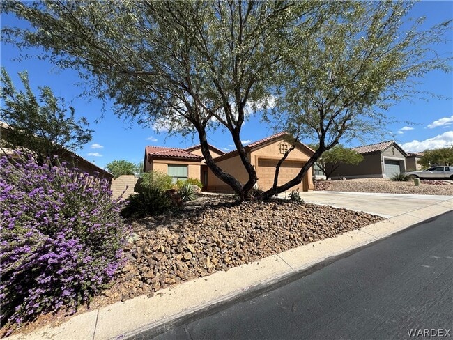 Building Photo - 2793 Esmerelda Dr