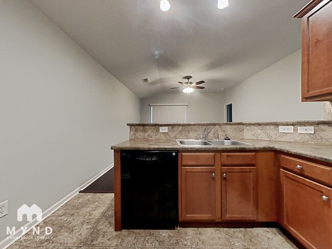 Foto del edificio - 6313 Cathwick Ct