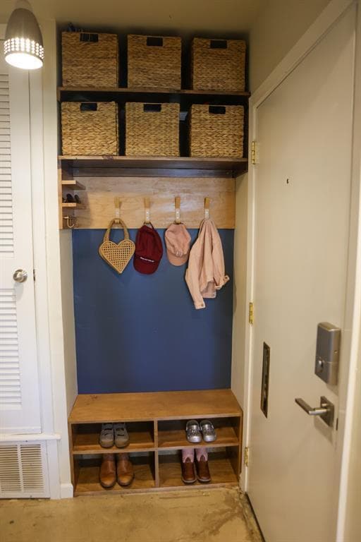 Foto del edificio - 4815 Oldfort Hill Dr