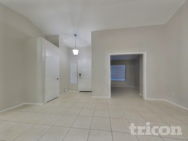 Foto del edificio - 7455 E McLellan Rd