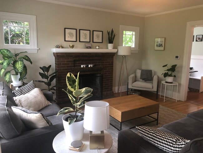 Foto del edificio - 5329 9th Ave NE