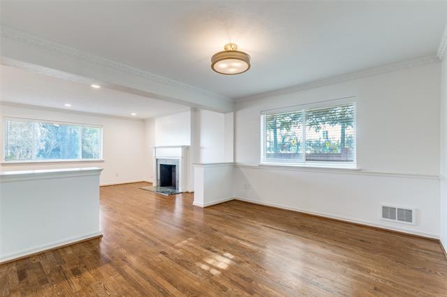 Foto del edificio - 6201 Worth St