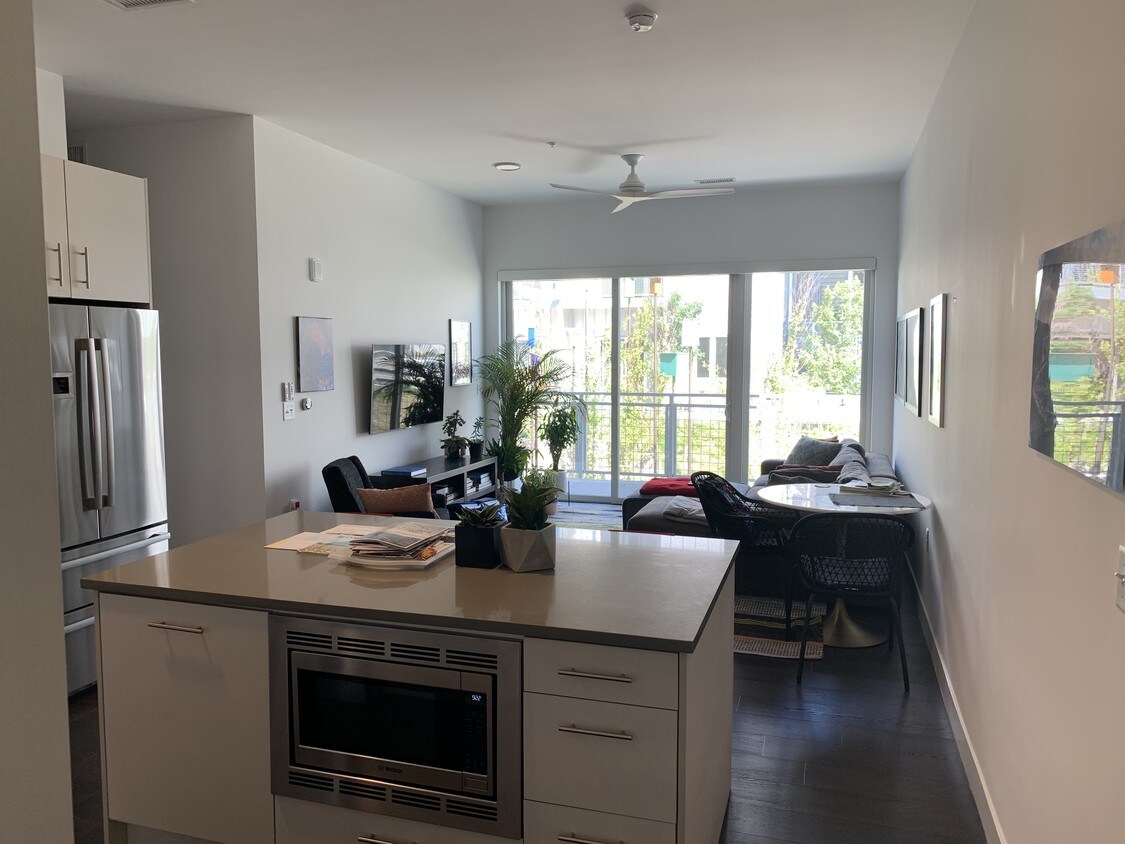 Foto principal - 2525 Arapahoe St