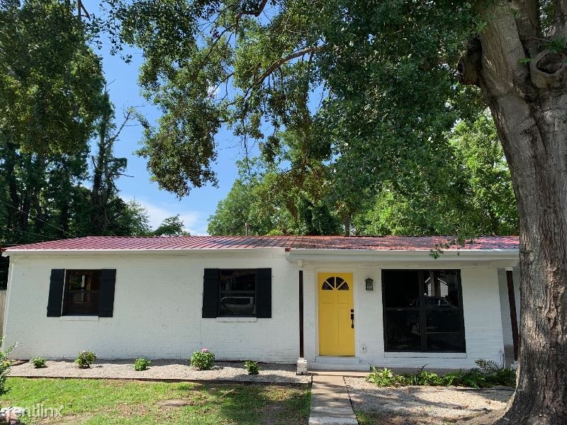 Primary Photo - 3 br, 1 bath House - 1516 W Robinhood Dr