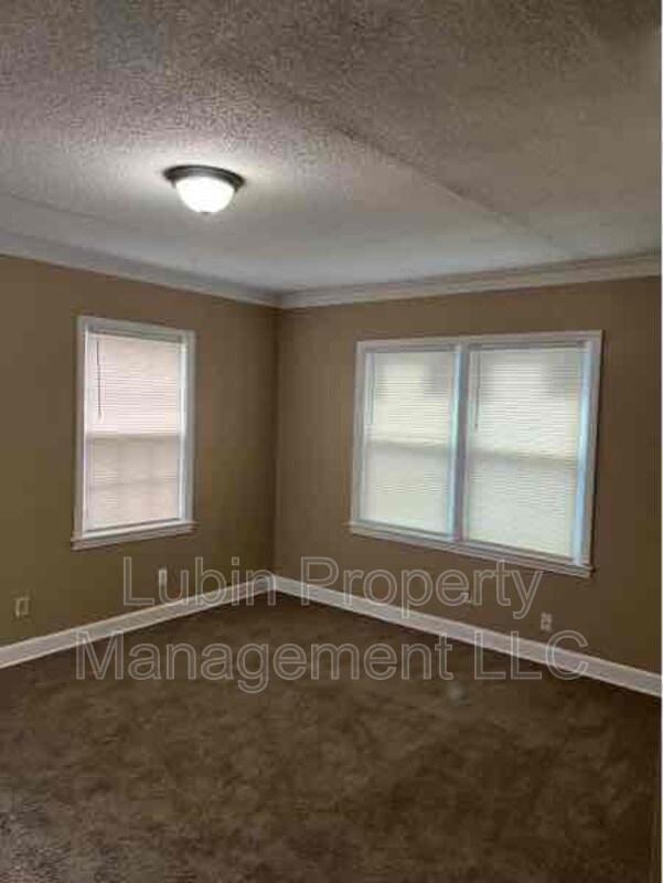 Building Photo - 2760 Fizer Rd