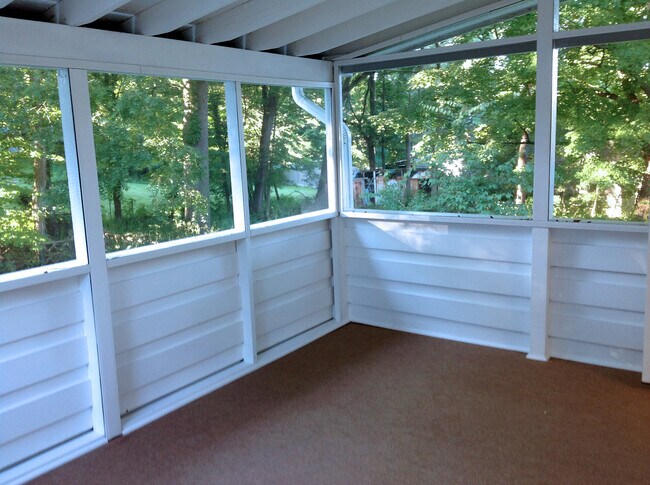 Foto del edificio - 1736 Main St