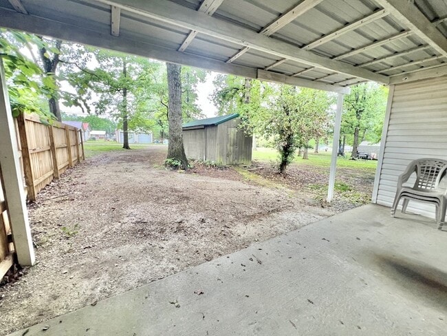 Foto del edificio - 414 Broadway Ave