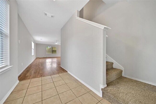 Building Photo - 7214 Cool Spring Ct