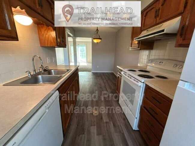 Foto del edificio - 1323 Laurel St