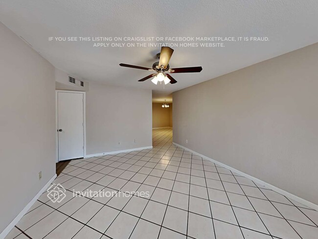 Building Photo - 17846 N 34th Dr