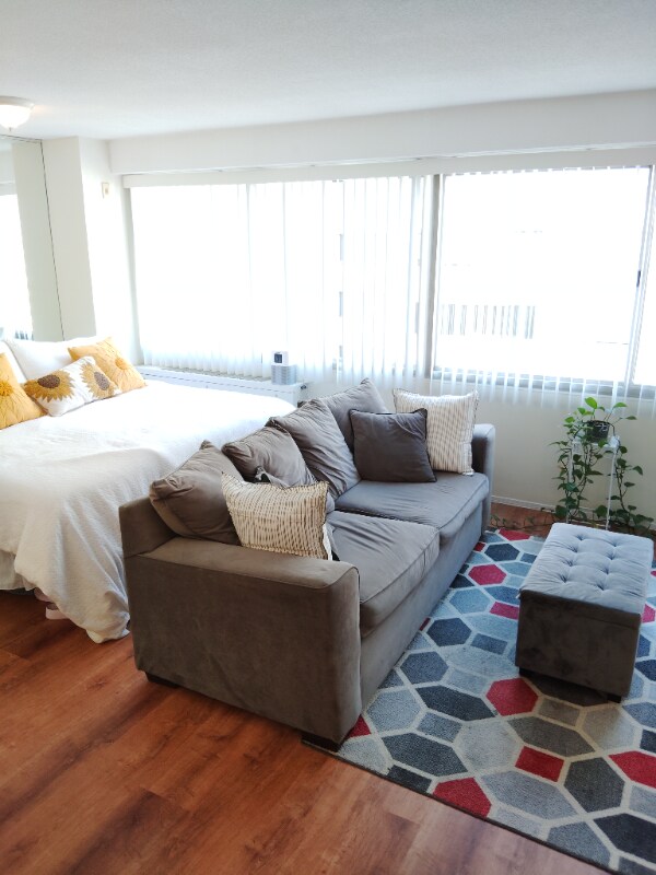 Foto principal - 5500 Friendship Blvd