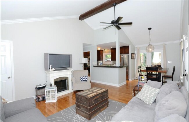 Foto del edificio - 4219 Water Oak Rd