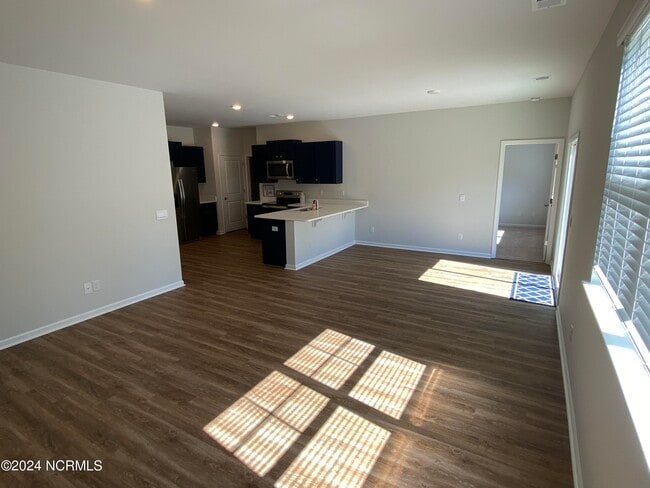 Building Photo - 2067 Bella Pt Dr