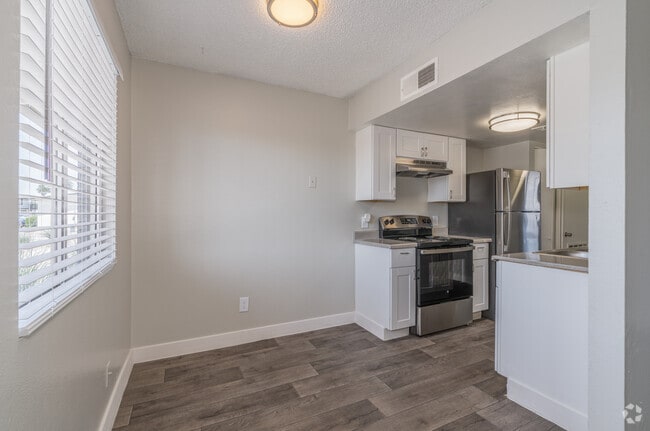 A1 - 1BR, 1BA - 550SF - Dining Room - Mariposa Flats
