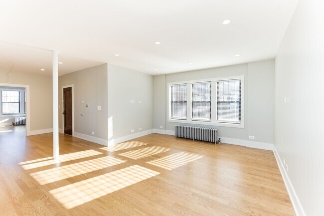 Foto del edificio - 2625 W Berwyn Ave