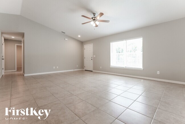 Building Photo - 3011 Blocton Rd