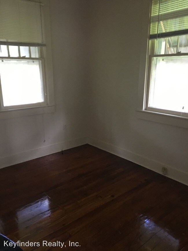 Building Photo - 3 br, 1 bath House - 1807 Belmont Ave.