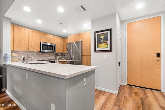 Kitchen - 16 W Encanto Blvd