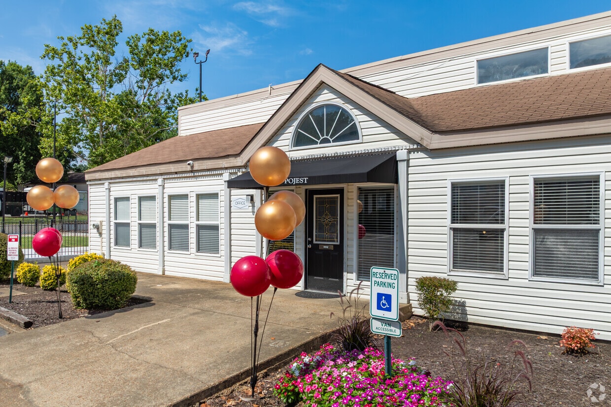 Foto principal - Annies Townhomes