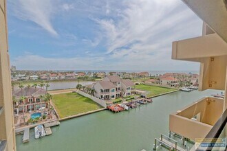 Building Photo - 6403 Padre Blvd