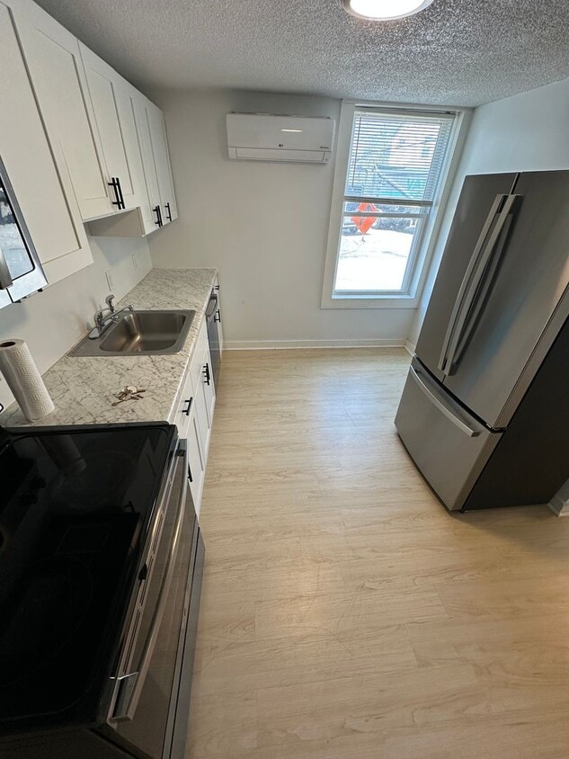 Building Photo - 1 bed unit in Waltham available in 6/1