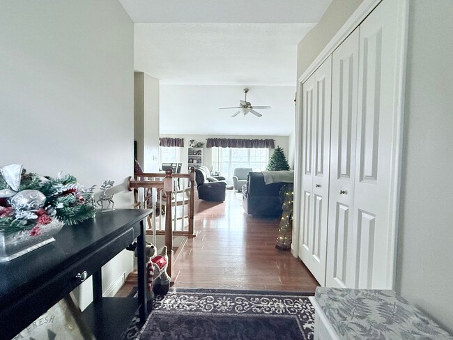 Foto del edificio - 5 Bed 3 Bath House in Waverly, IA