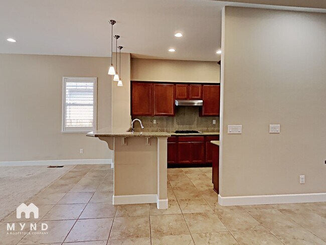 Foto del edificio - 5757 Meadow Park Dr