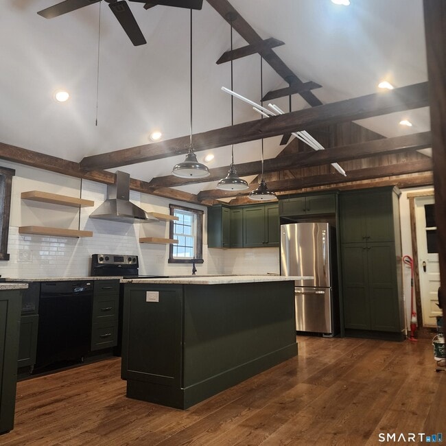 Foto del edificio - 88 Baker Ln